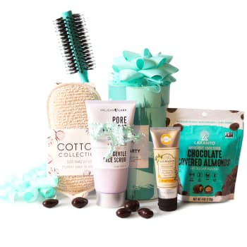 Chocolate and Spa Treats Gift Set – view 2