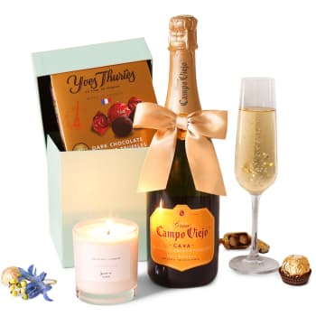 Chocolate and Sparkling Wine Gift Set – view 2